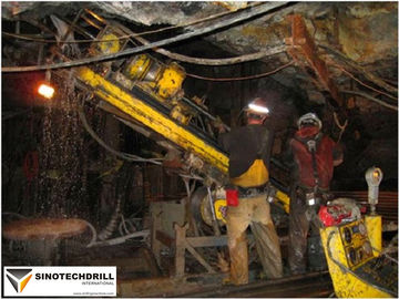 Deep Hole Hydraulic Underground Core Drill Rig With PQ & HQ Max Rod Size 160Cc Rotation Motor